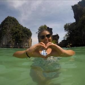 Meet your Posher, Sabrina